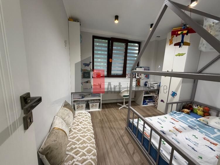 Drumul Taberei Apartament 3 Camere Parter Inalt/4 +Loc de parcare